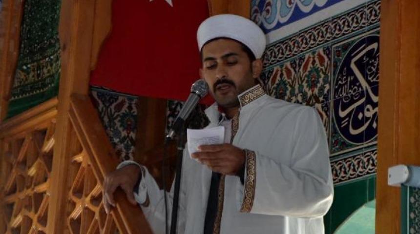 Hem imam, hem futbolcu