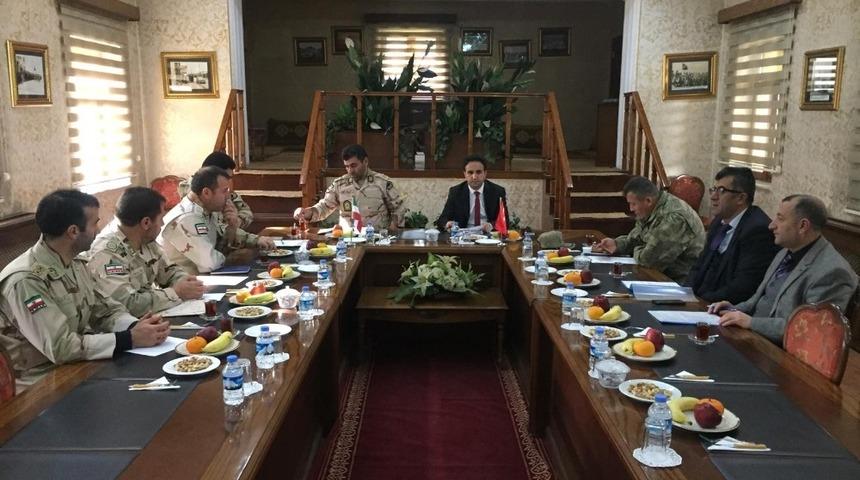 Kaymakam Dundar, sınır g&uuml;venliği toplantısına katıldı