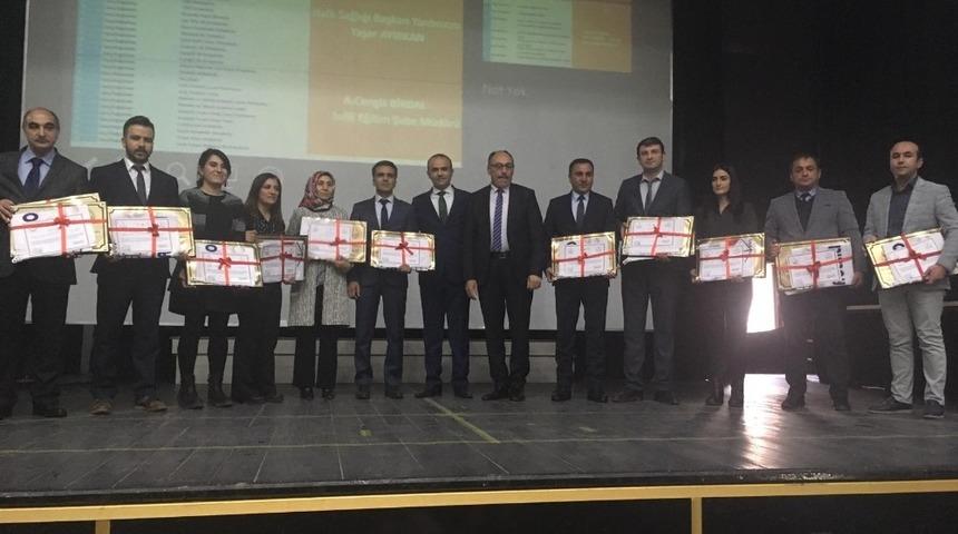 Kağızman&rsquo;da 28 okula &lsquo;Beyaz Bayrak&rsquo; &ouml;d&uuml;l&uuml;