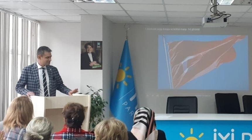 &Ouml;zdal, Kadın Hakları G&uuml;n&uuml;n&uuml; kutladı