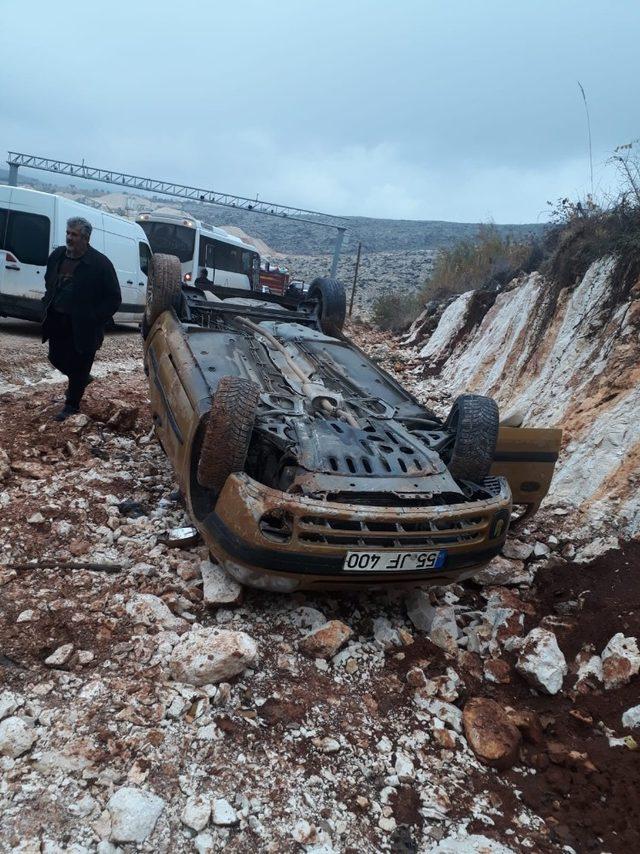 Adıyaman’da otomobil takla attı: 3 Yaralı