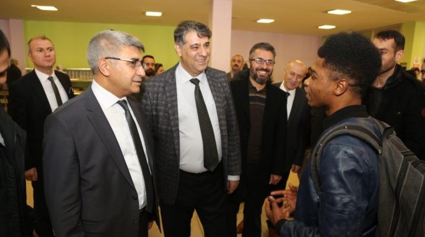 Vali G&uuml;rel, KB&Uuml;&rsquo;de incelemelerde bulundu