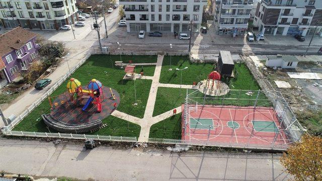 5 mahallenin yeni park ve sosyal alanları hazır