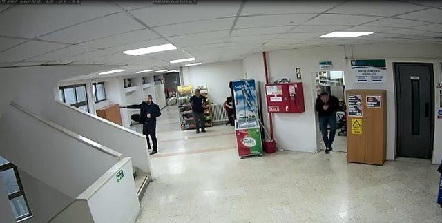 Yalova Belediyesi'nde silah sesleri; Başkan Salman'la görüşemeyince ateş açtı (3)