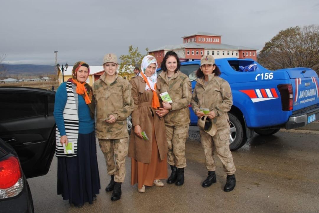 Jandarmadan anlamlı etkinlik