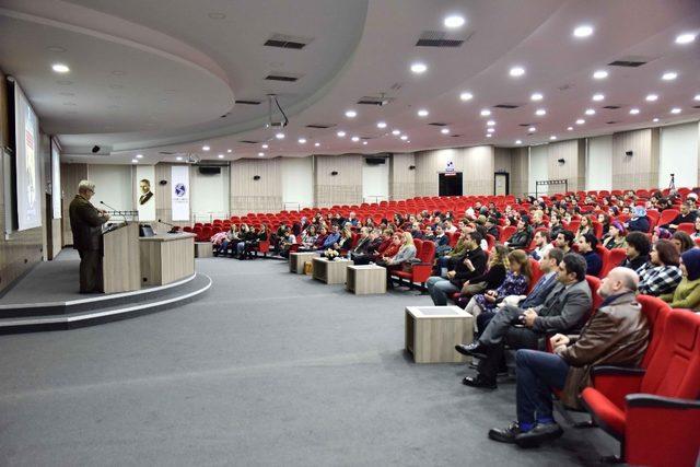 Osmanlı’dan günümüze sanat ve asar algısı SAÜ’de konuşuldu