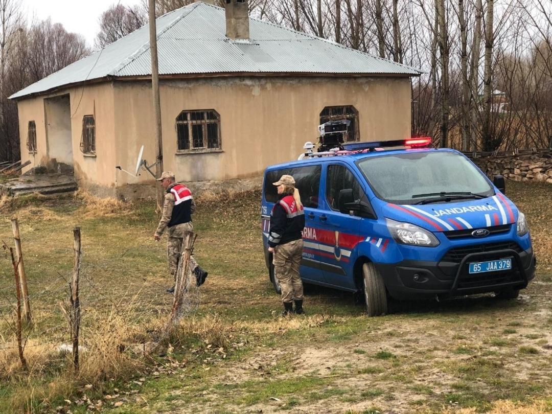 Jandarmadan &ldquo;Huzurlu Parklar ve Okul &Ouml;nleri&rdquo; uygulaması