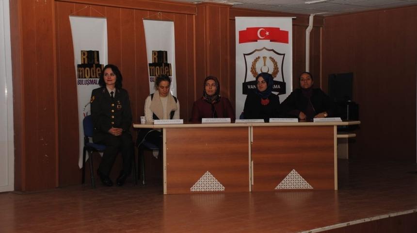 &lsquo;Rol Modeller&rsquo; &Ccedil;aldıran&rsquo;da