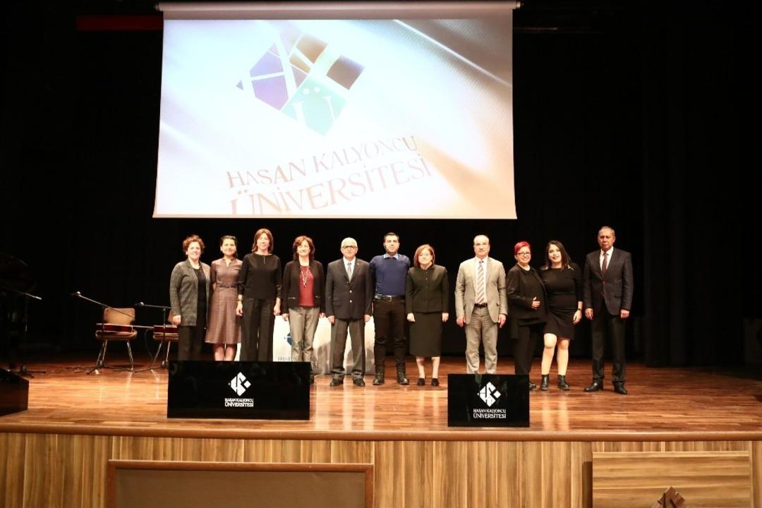 HK&Uuml;&rsquo;de "Engelsiz Bir Yaşam İ&ccedil;in Engelleri Aşan" etkinlik