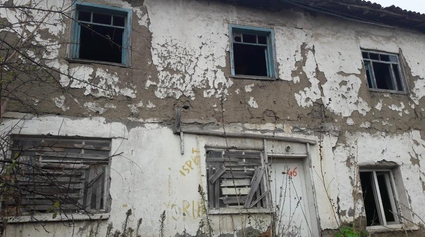 Metruk binalar yıkılıyor