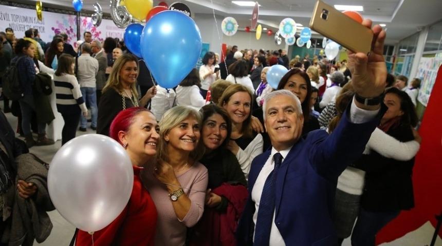 Nil&uuml;fer Dernekler Yerleşkeleri 265 bin kişiyi ağırladı