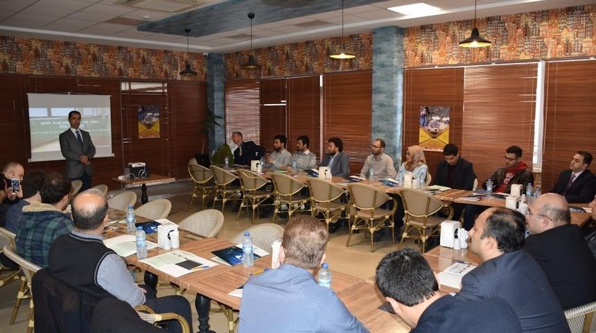 HR&Uuml;&rsquo;den şehircilikte geotasarım ve sanal ger&ccedil;eklik &ccedil;alıştayı