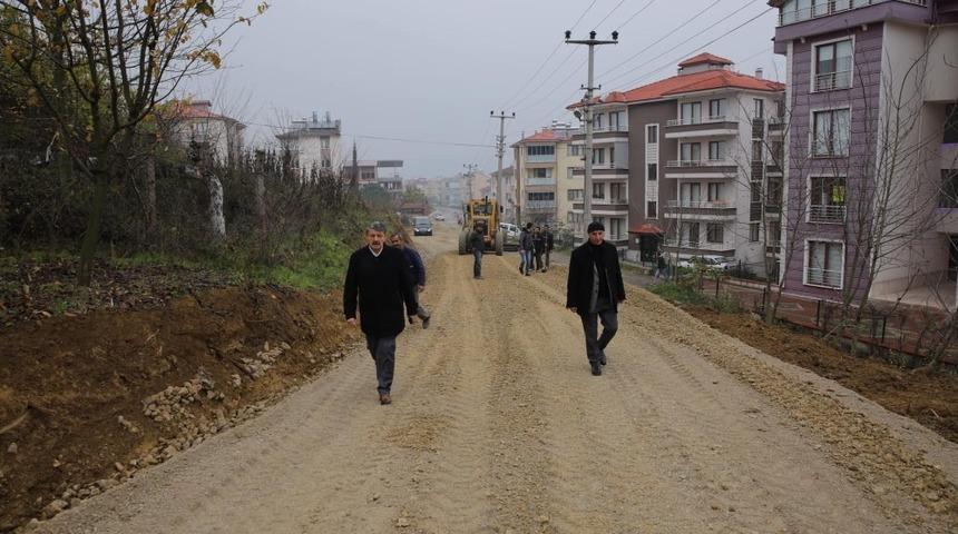 Başkan Akın yol &ccedil;alışmalarını inceledi