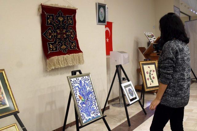 SAÜ’ de ’Osmanlı’da Kültür - Sanat ve Sokakta Yaşam’ etkinliği düzenlendi