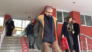 Sırrı Süreyya Önder cezaevine teslim oldu