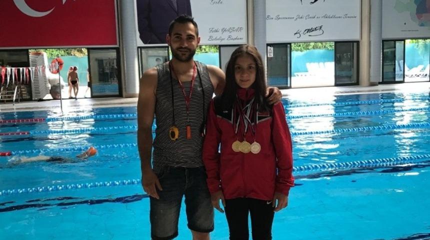 Yenimahalle&rsquo;nin gururu Merve Tuncel rekora doymuyor