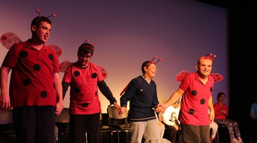 Erkan Y&uuml;cel Sahnesi&rsquo;nde engelsiz tiyatro