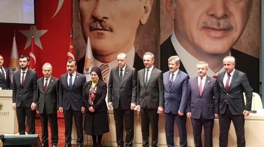 Alan, "G&uuml;n bir olma, g&uuml;n biz olma g&uuml;n&uuml;d&uuml;r"