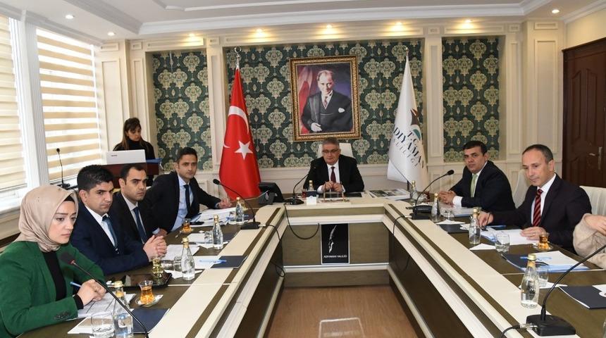 İl özel idaresinin yatırım ve projeleri masaya yatırıldı