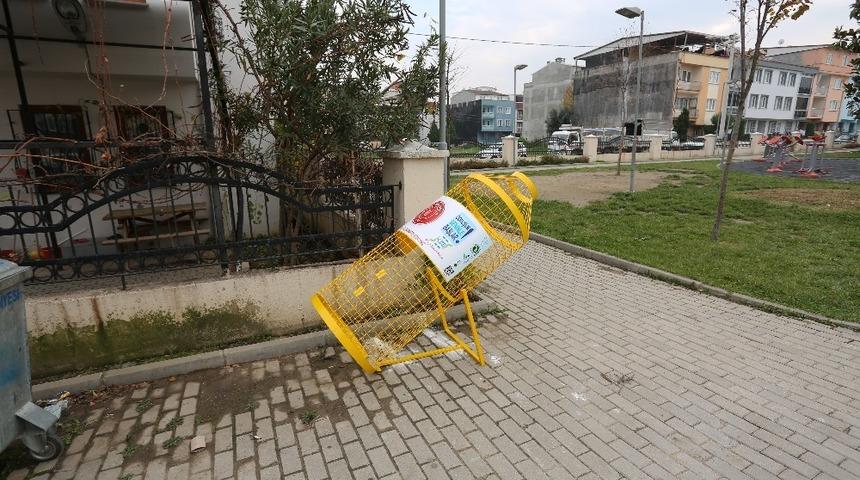 Gursu&rsquo;da pet şişe kafesleri oluşturuldu