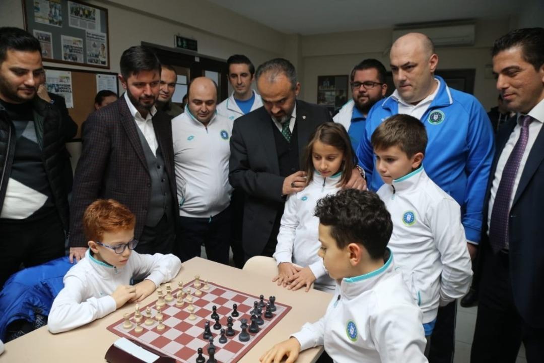 Spor tabana yayılıyor