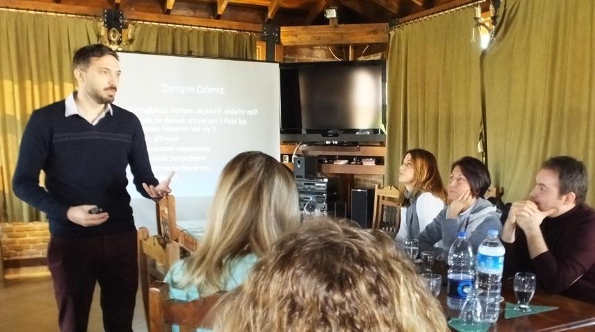 Uzmanlar: "Yediklerinizi iyice &ccedil;iğneyin"