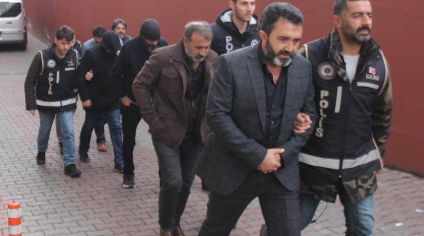 Senet operasyonunda g&ouml;zaltına alınanlar adliyeye sevk edildi