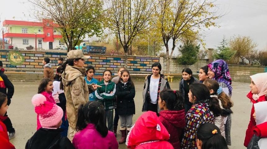 Siirt&rsquo;te okul &ouml;nlerinde g&uuml;venlik uygulaması