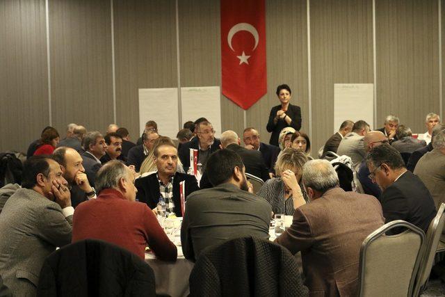 MTSO’da ’Mersin başkanından ne bekliyor?’ konferansı