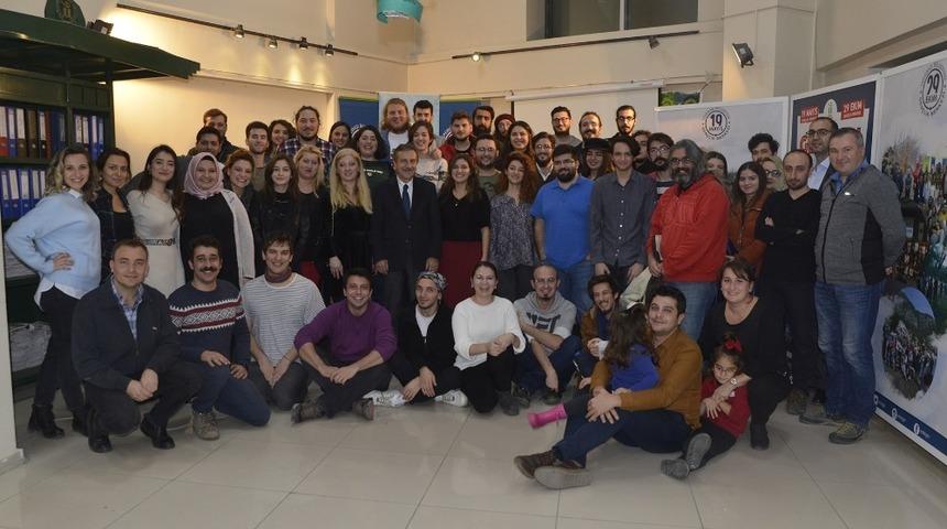 Başkan Ata&ccedil;&rsquo;tan 100 g&ouml;n&uuml;ll&uuml; gence teşekk&uuml;r