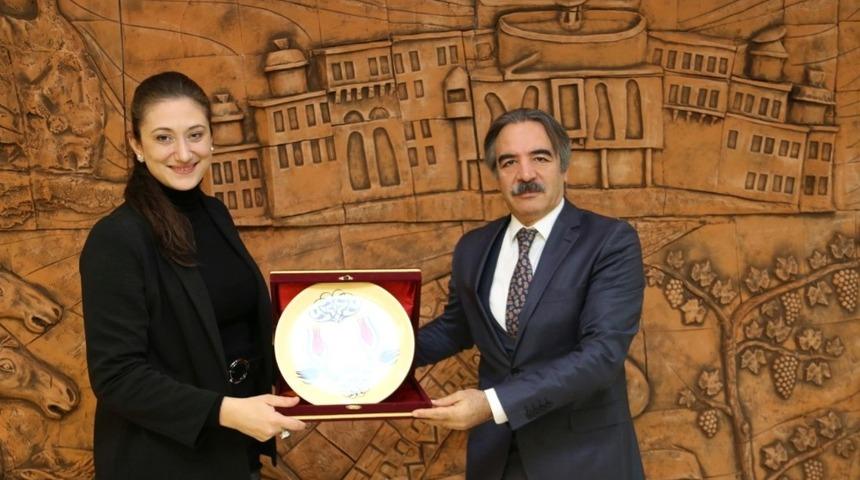 NEV&Uuml;, TOEFL IBT sınav merkezi olma yolunda