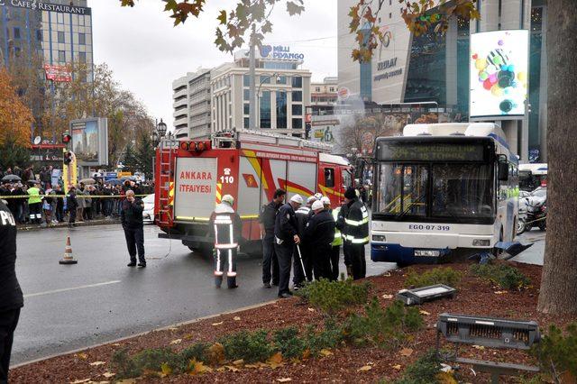 Ankara'da belediye otobüsü yayalara çarptı: 2 yaralı / Yeniden