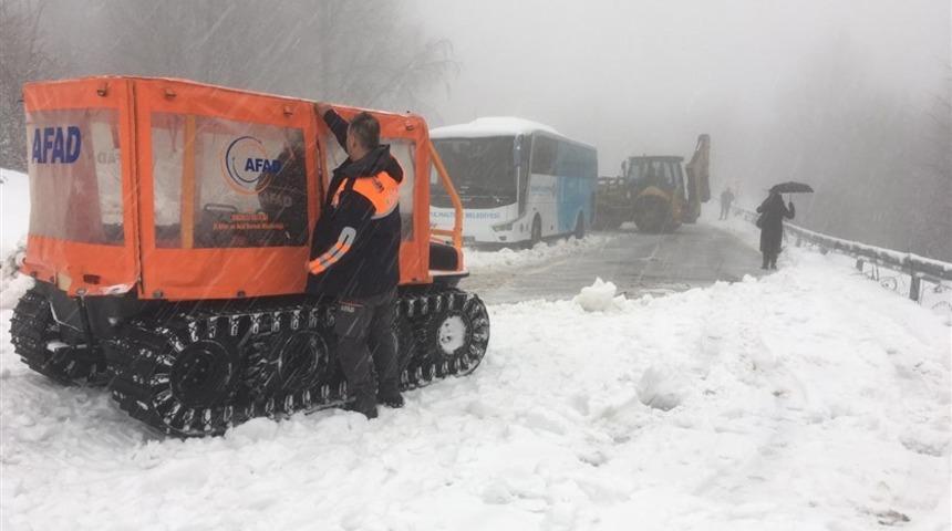 İstanbul'un yanı başı! Karda mahsur kaldılar