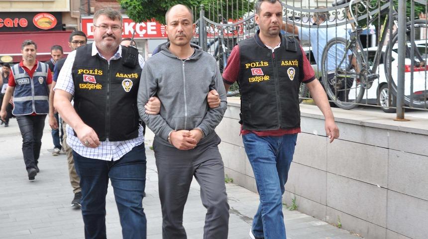 Gasp sanığı polis ile kayınbiraderine 16'şar yıl 3'er ay hapis