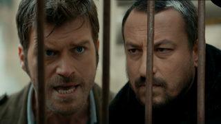 Çarpışma'da Kadir ve Veli'nin büyük yüzleşmesi! 'Anneni buldun mu?' Çarpışma 3. son bölüm izle!