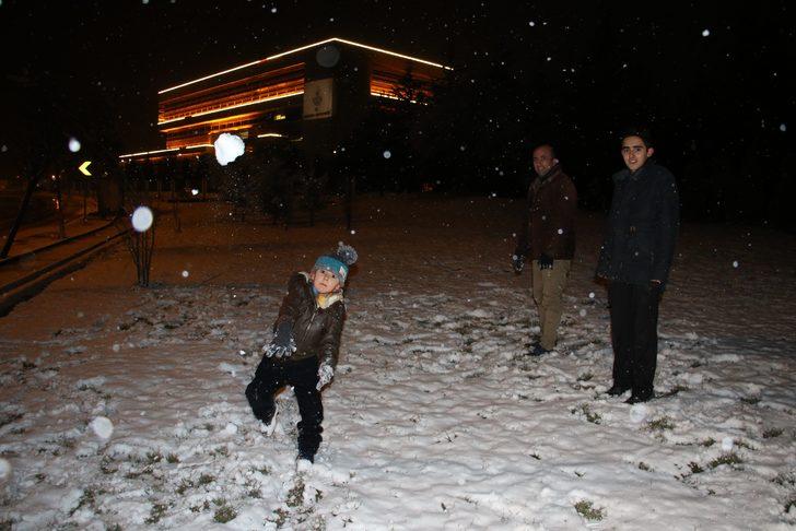 O şehir beyaza büründü G4