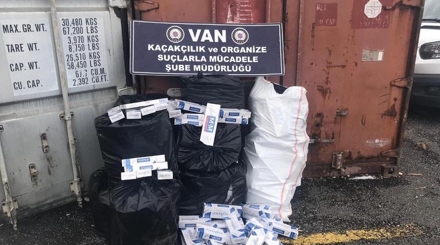 Van&rsquo;da 20 bin 120 paket ka&ccedil;ak sigara ele ge&ccedil;irildi
