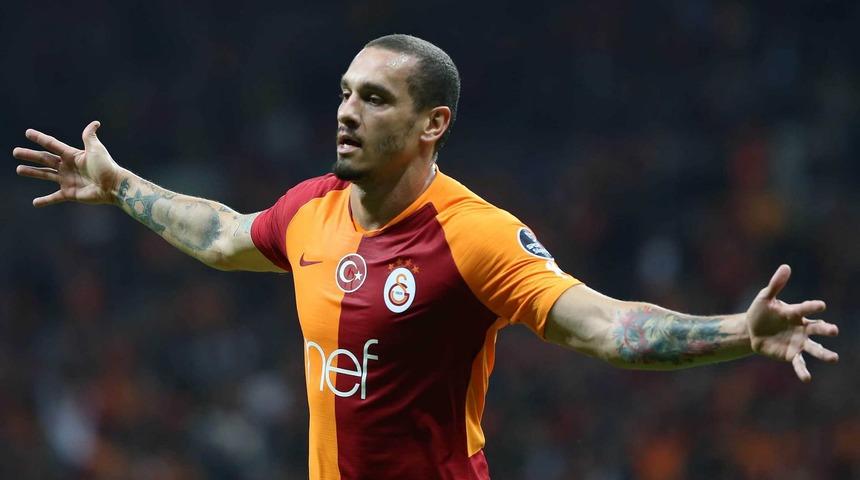 Galatasaray'da Maicon elde kaldı