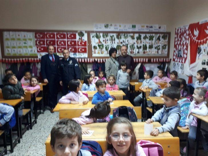 Bilecik’te polisten minik öğrencilere bilgilendirme G1