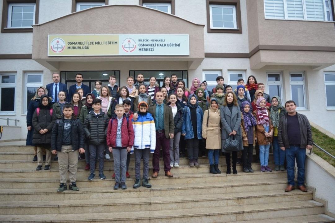 Osmaneli&rsquo;nden Boz&uuml;y&uuml;k&rsquo;teki okullara tanışma ziyareti