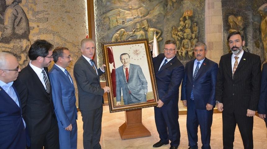 Halı Sekt&ouml;r&uuml; Gaziantep&rsquo;te 40 Bin Kişiyi İstihdam Etti