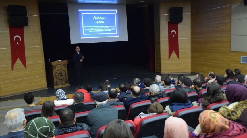 Deprem y&ouml;netmeliği &ccedil;alıştayında yapılaşmaya dikkat &ccedil;ekildi