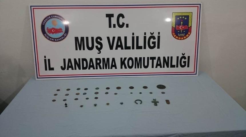 Tarihi eser ka&ccedil;ak&ccedil;ılarına su&ccedil;&uuml;st&uuml;