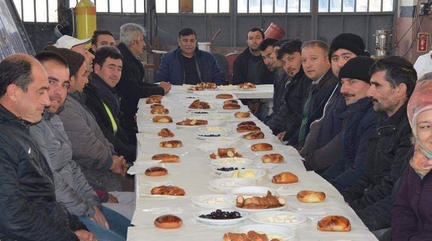 Başkan Koca, belediye personeli ile kahvaltıda buluştu