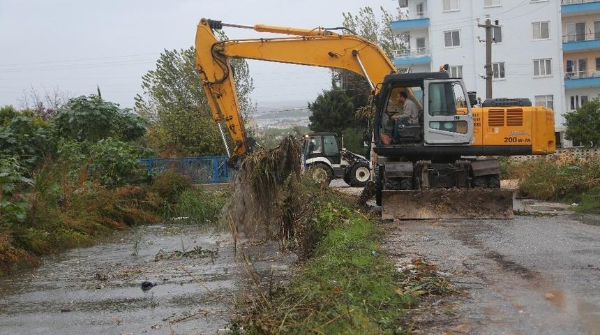 Erdemli Belediyesi&rsquo;nden sel tedbiri
