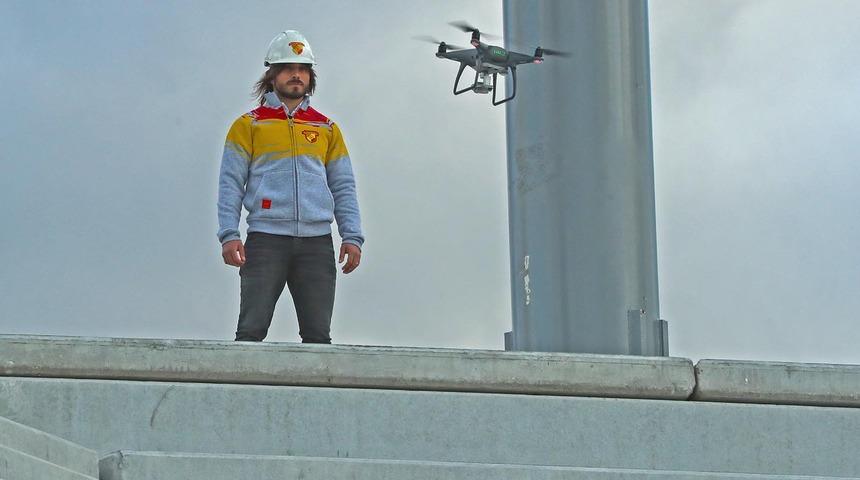 Halil Akbunar 3 yıl daha Göztepe'de