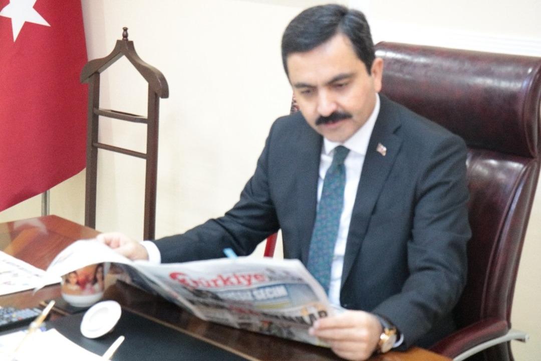 Belediye Başkanı Bah&ccedil;eci: "K&uuml;&ccedil;&uuml;k işlerle uğraşmadan b&uuml;y&uuml;k hedeflere koştuk"