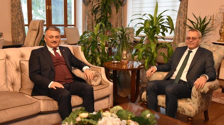 Manisa Valisi Deniz, Balıkesir Valisi Yazıcı&rsquo;yı ağırladı