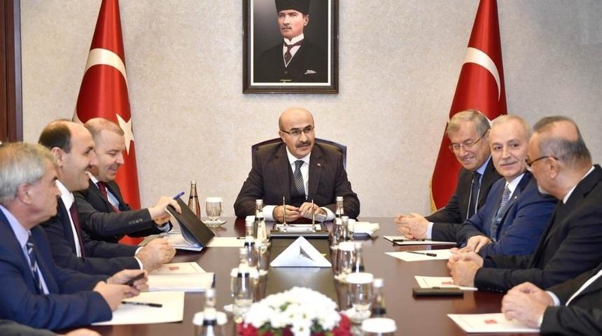 Adana&rsquo;ya "Bio Teknik Araştırma ve Uygulama Merkezi" kurulacak