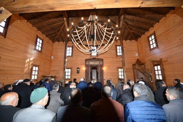 Horozköy Çamlık Cami ibadete açıldı